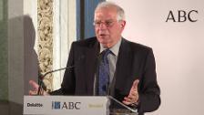 Borrell admite "poco éxito" en bajar crispación catalana