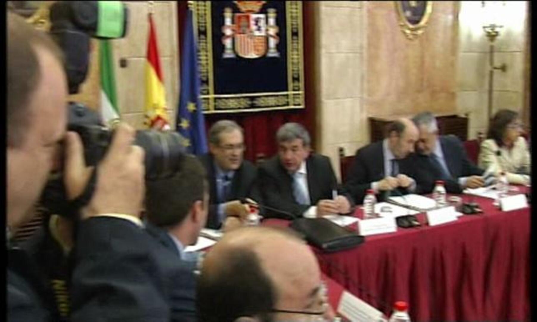 El PP cree que Rubalcaba va a Andalucía a hacer campaña y no a solucionar la crisis de los pepinos