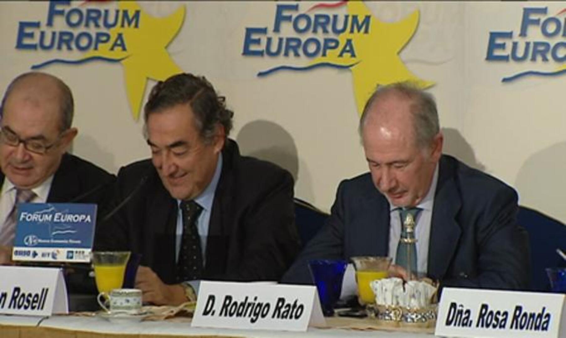 Rajoy aborda la situación económica con Rodrigo Rato en Génova