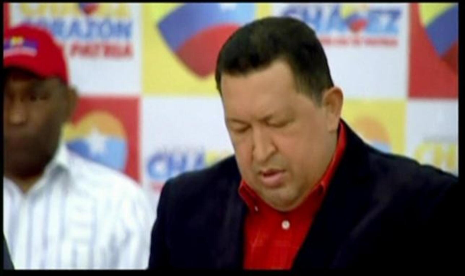 Chávez afirma que está «totalmente libre» del cáncer