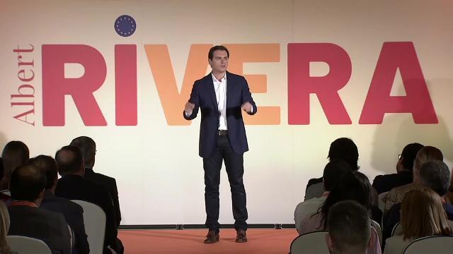 Rivera desafía a Sánchez a un debate cara a cara