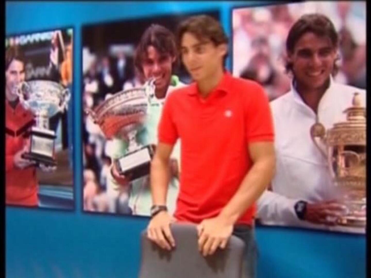 Rafa Nadal vuelve a desnudarse para Armani