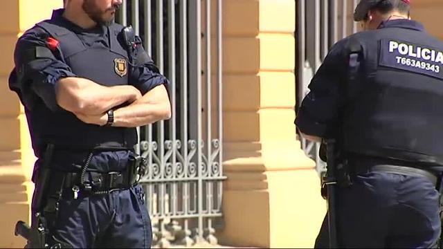 La disputa por los lazos amarillos anticipa el &#039;otoño caliente&#039; en Cataluña