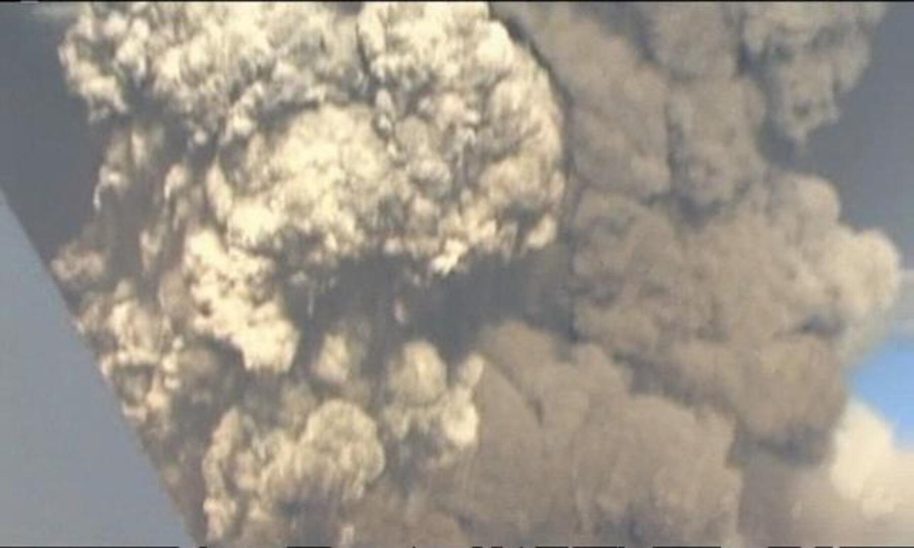 Bruselas prevé otra crisis de la aviación por las cenizas del volcán islandés