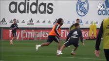 Isco Alarcón entrena al margen del grupo