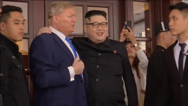 Los dobles de Donald Trump y Kim Jong-Un montan su propia cumbre en Vietnam