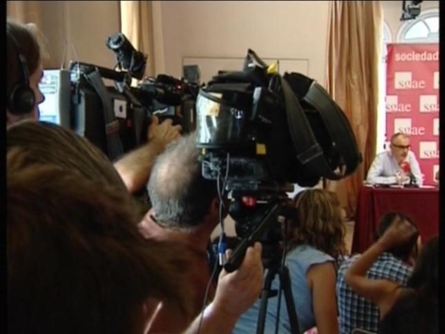 La SGAE crea una comisión rectora y mantiene en el limbo el futuro de Teddy Bautista