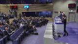 Bruselas urge a España a seguir con ajustes para rebajar la deuda