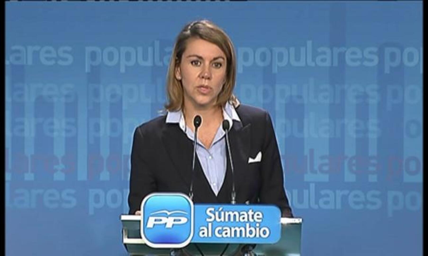 Rajoy encarga a Sáenz de Santamaría el traspaso de poderes