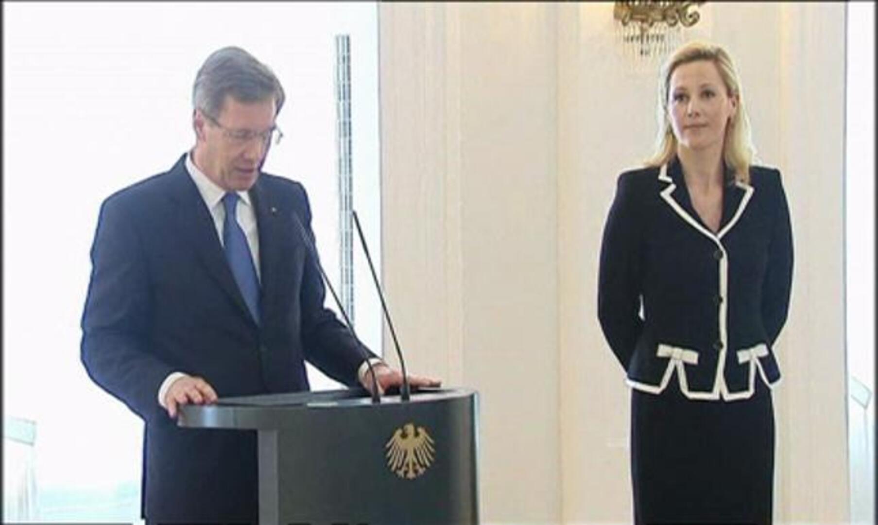 Wulff dimite como presidente de Alemania