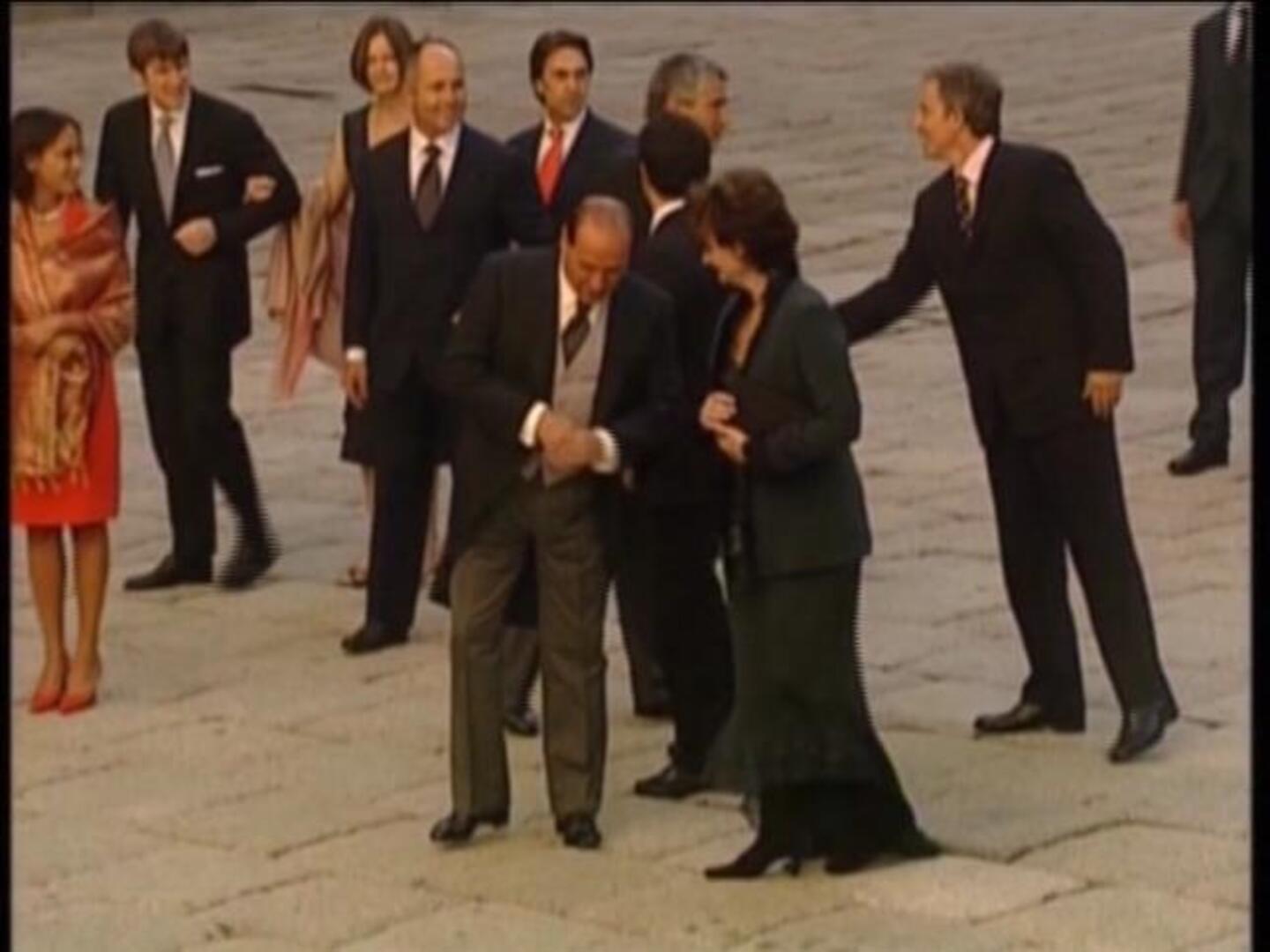 Berlusconi será juzgado por prostitución de menores el 6 de abril