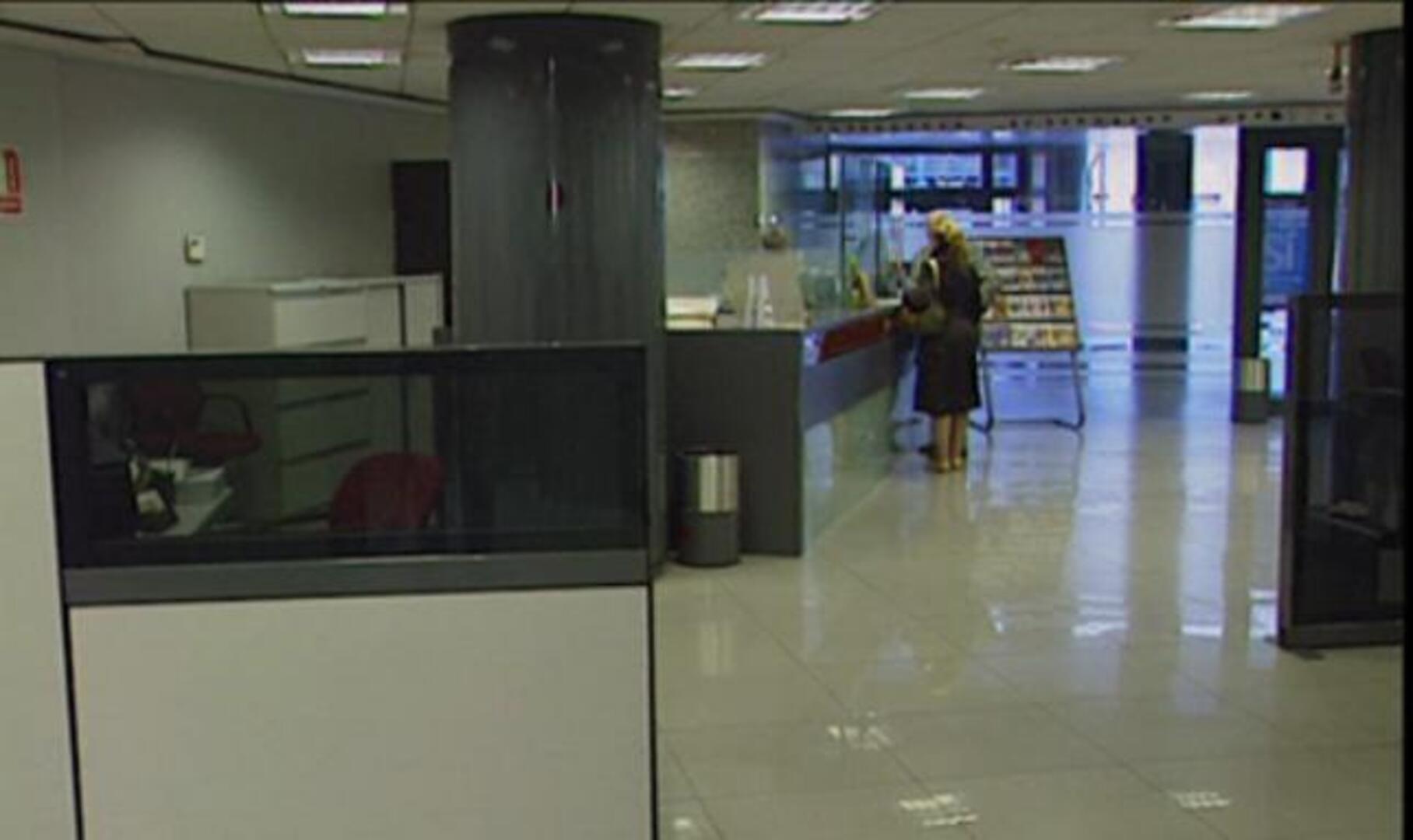 El Gobierno impondrá a la banca provisiones más duras para el «ladrillo» sano