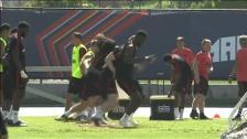 El Maschester United realiza su último entrenamiento antes de su duelo ante el AC Milán en Los Ángeles