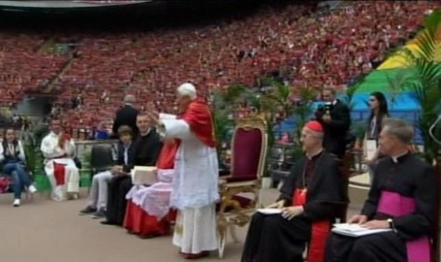 El Papa pide al Estado que tutele la vida y el matrimonio heterosexual