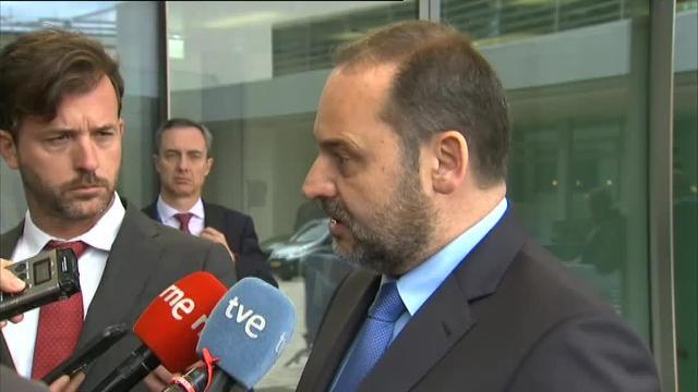 Ábalos ve la propuesta de UPN &quot;muy responsable y muy sensata&quot;