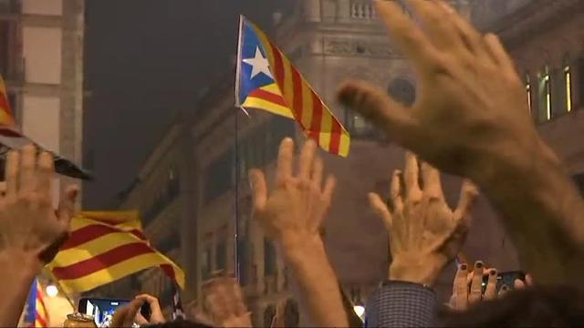 El apoyo a la independencia en Cataluña cae 8 puntos