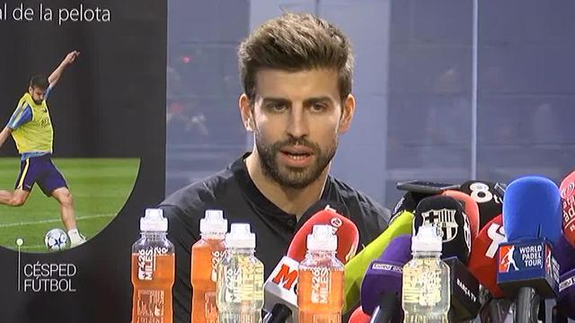 Gerard Piqué durante el entrenamiento del Barcelona