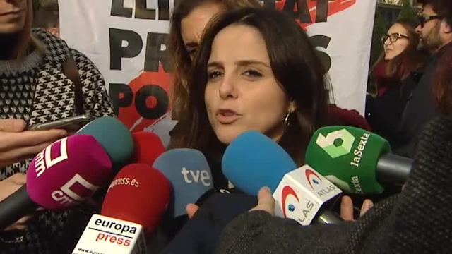 Unas 400 personas se concetran antel el Tribunal Supremo, con el lema &quot;No hay Justicia&quot;