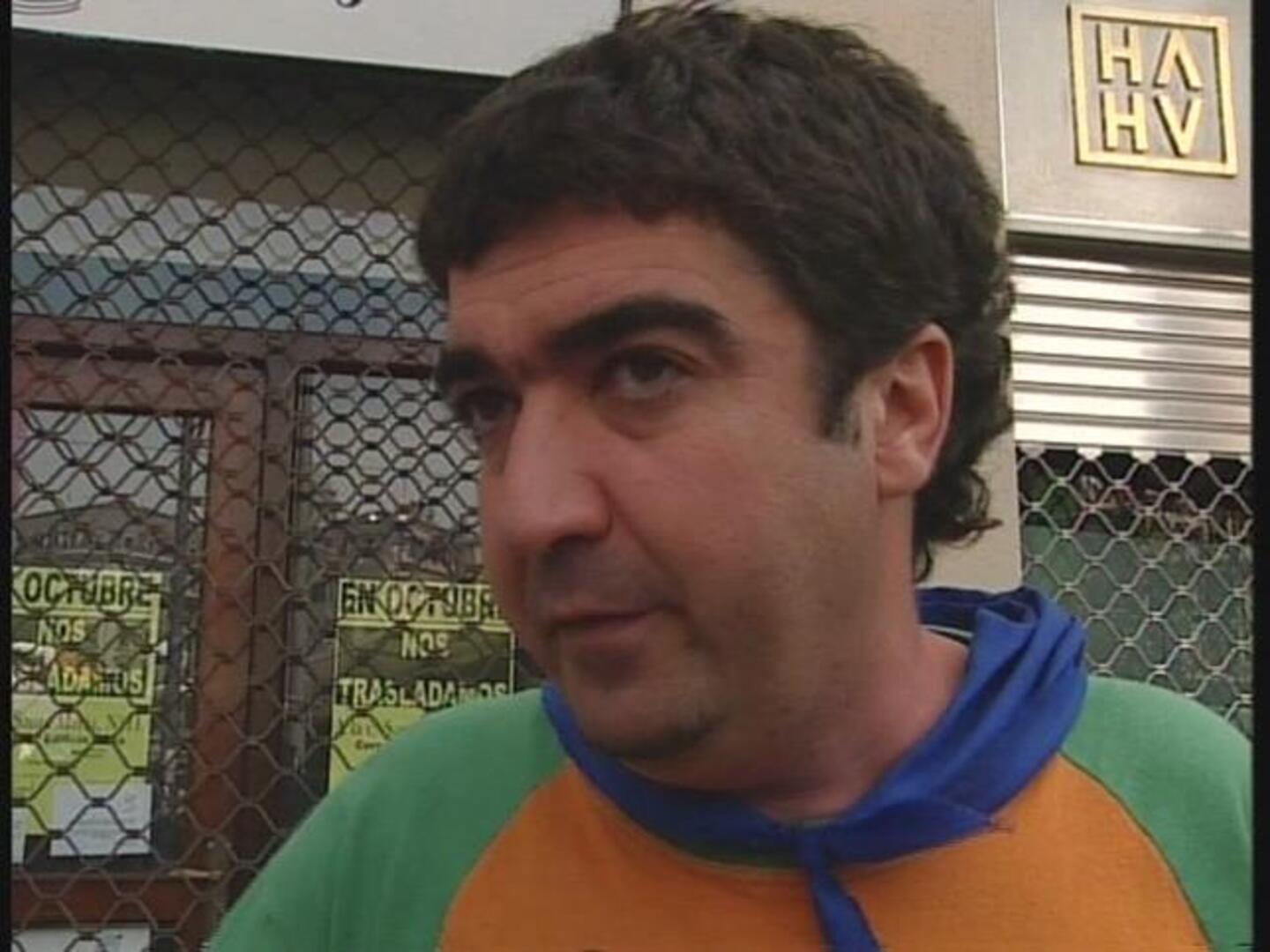 La comparsa de Bilbao desoye al juez y mantiene el acto que «glorifica» a los presos de ETA