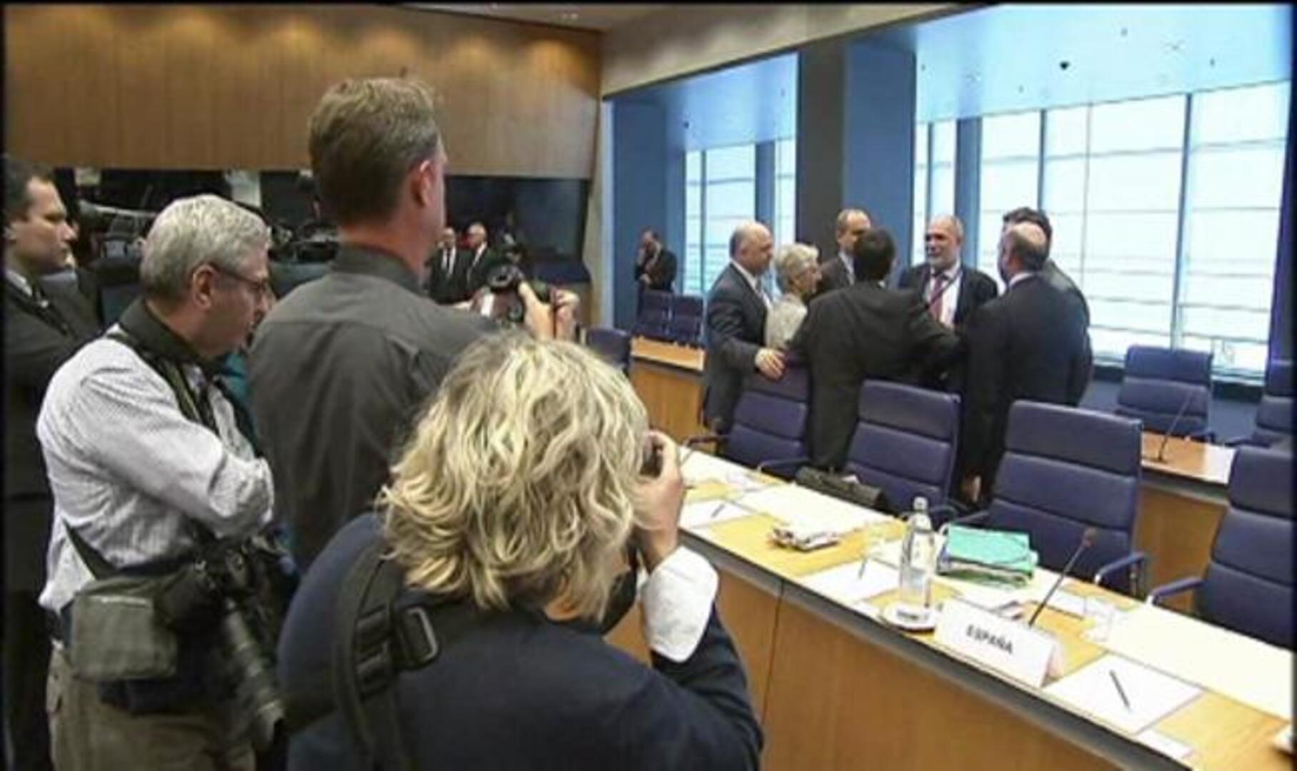 Guindos confirma que el Gobierno enviará el lunes la petición de ayuda a la banca