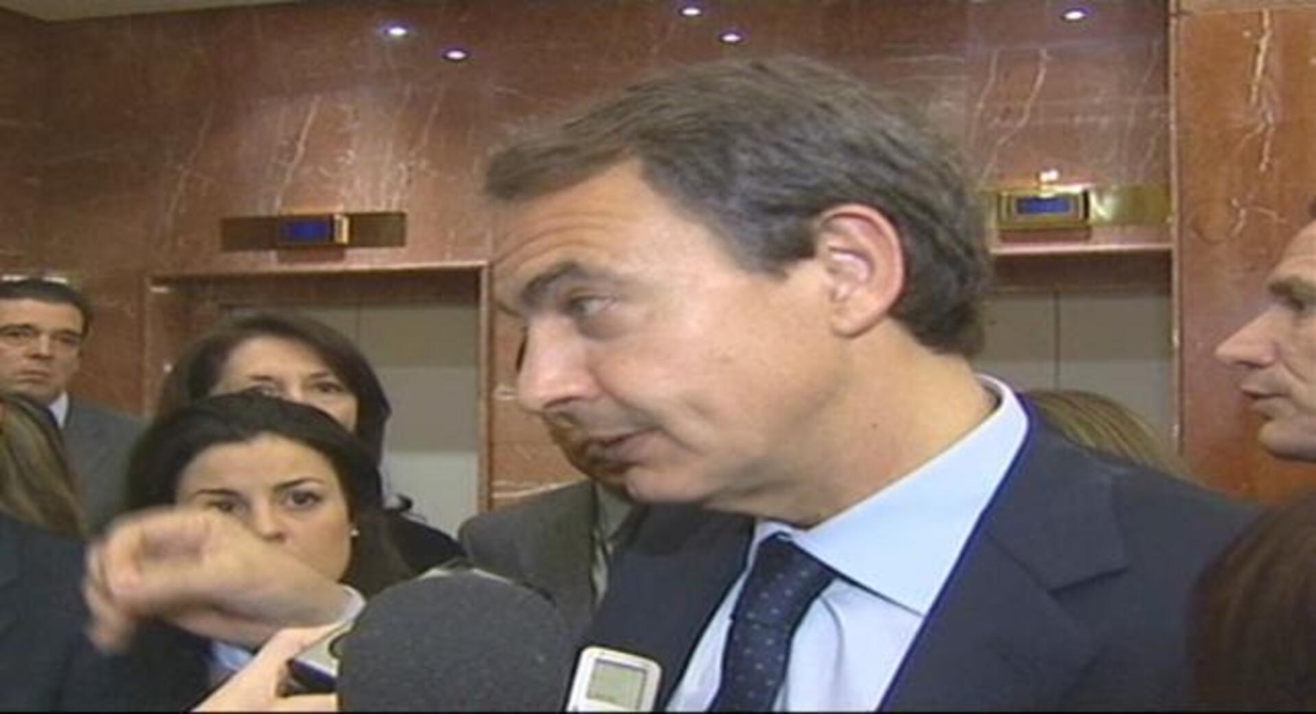 Zapatero niega que exista un «trato de favor» a Cataluña y que haya rectificado
