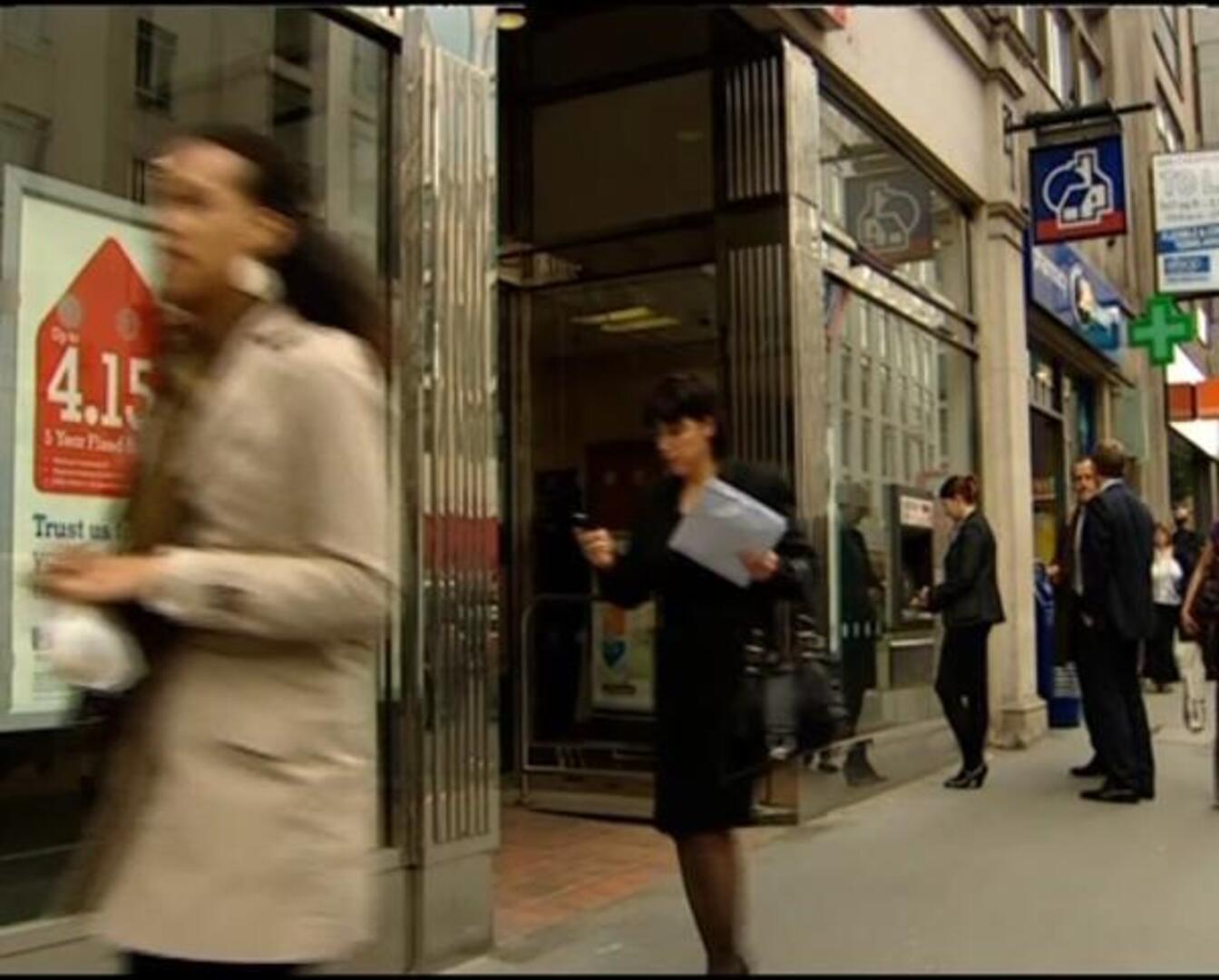 España alcanzará una tasa de paro del 23% en el año 2012, según la OCDE