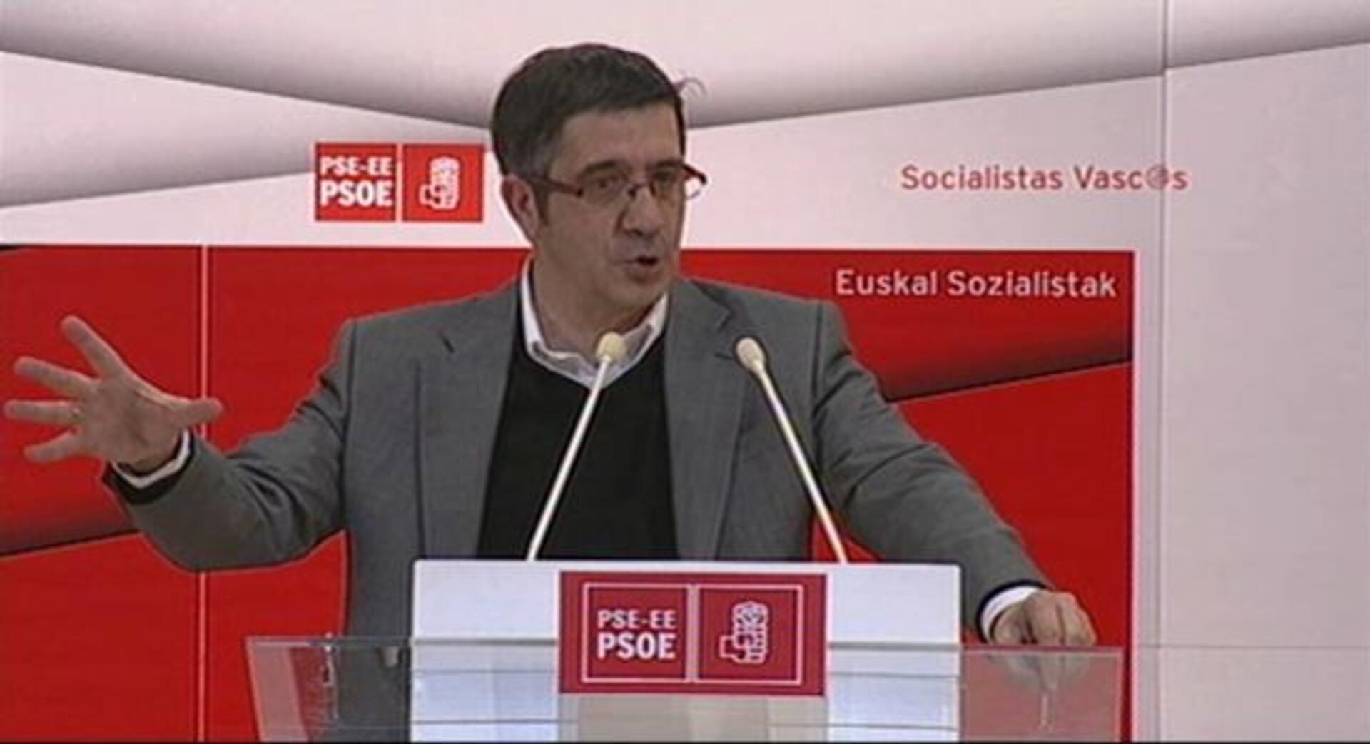 El lendakari cree «indecente» que se acuse al PSE de hacer cálculos electorales con Sortu