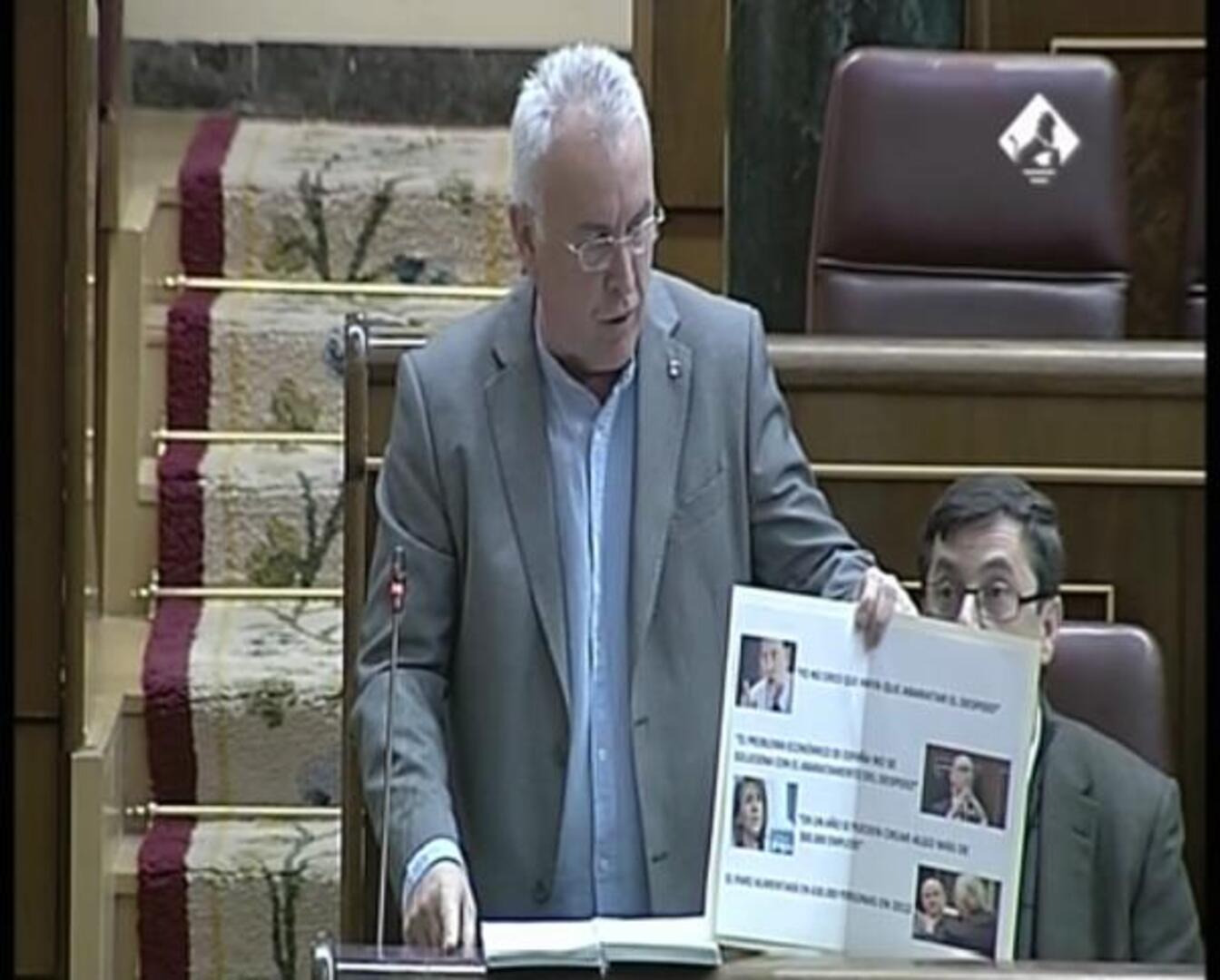 El PSOE anima a la huelga general desde el Congreso