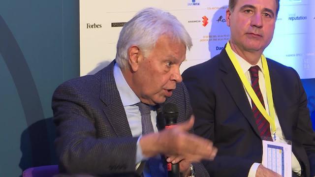 González: Maduro es &quot;ilegítimo desde hace mucho tiempo&quot;