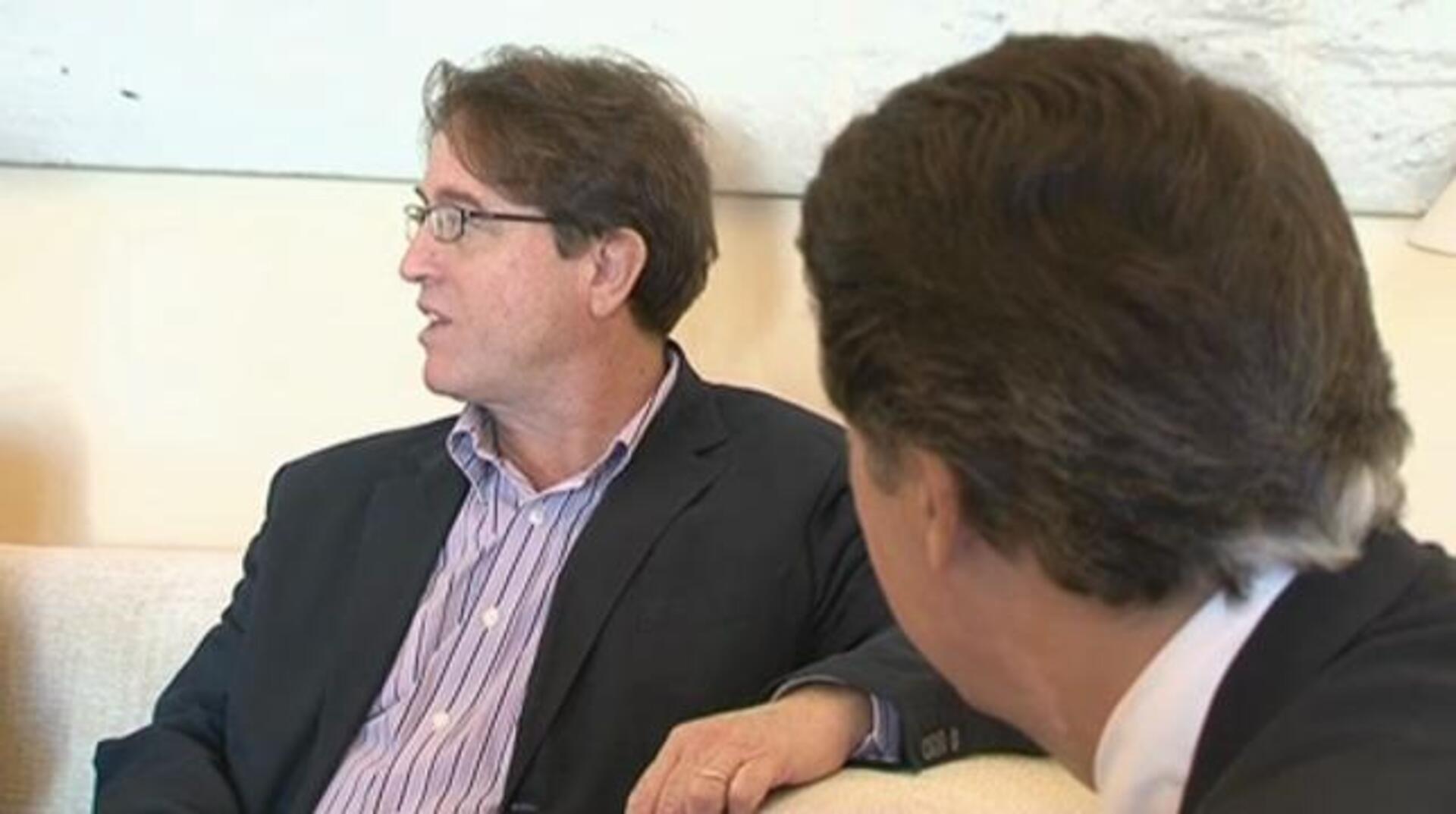 González descarta pedir un rescate y aboga por cambiar el modelo de financiación