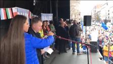 Alrededor de 2.000 personas se manifiestan en Belfast en contra del Brexit