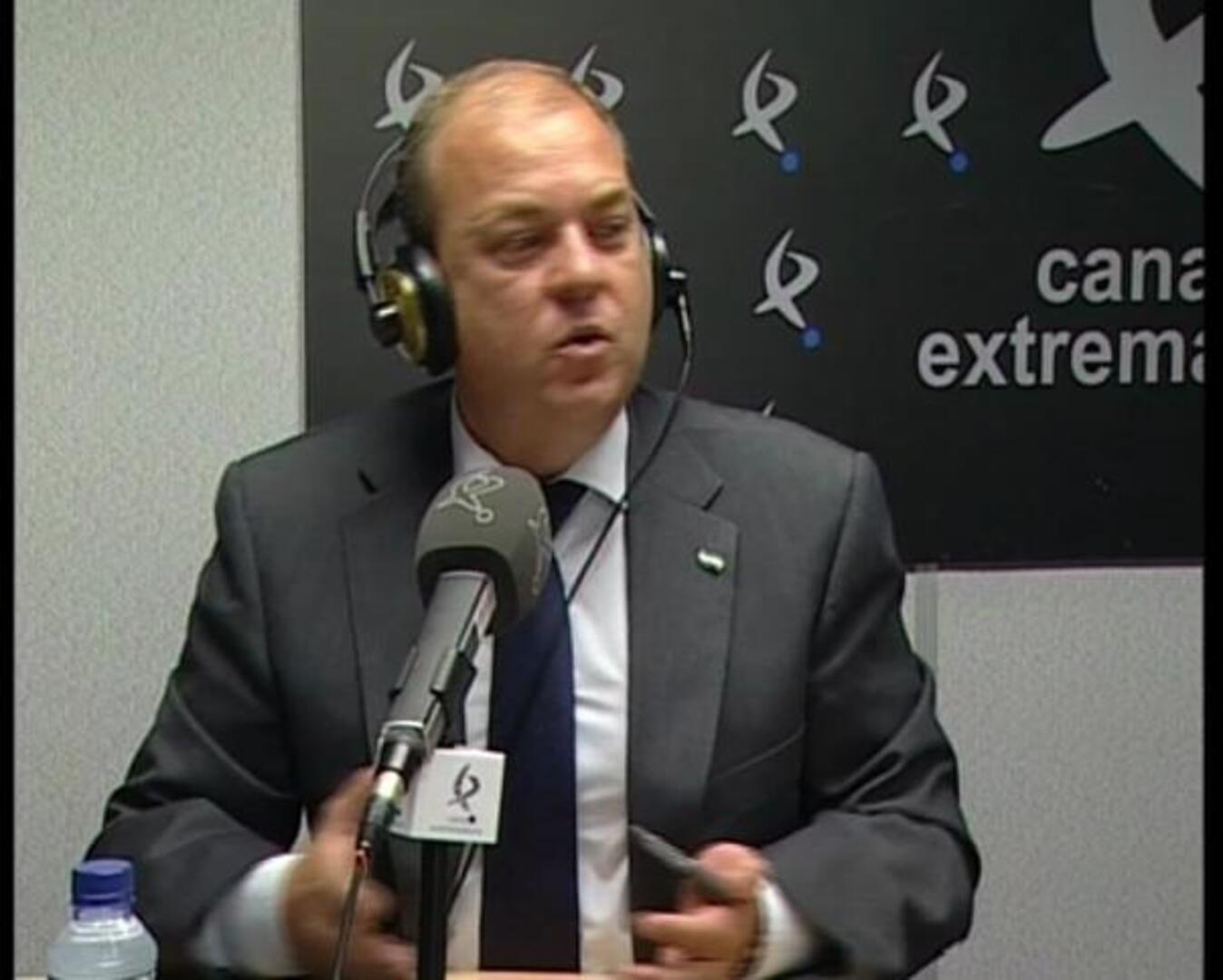 IU, «no» a los recortes, pero «sí» a la subida de impuestos en Extremadura