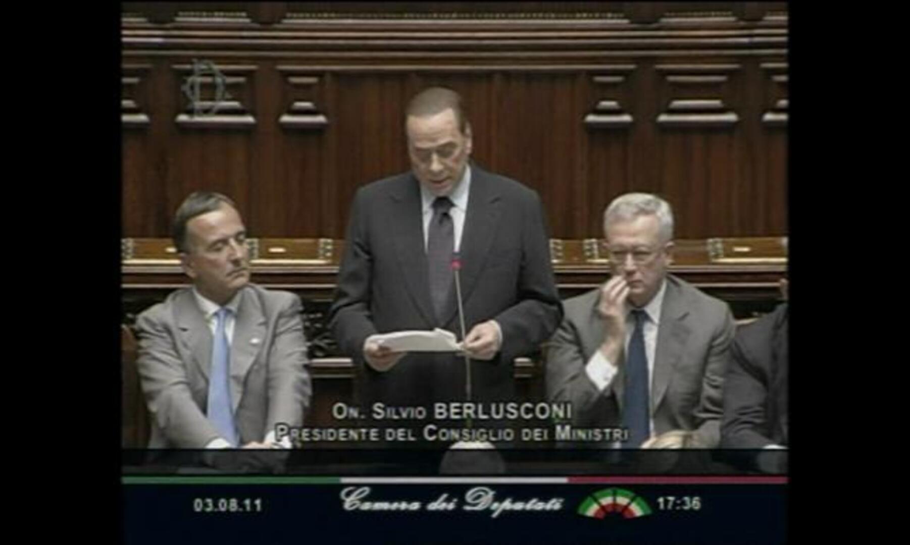Berlusconi llama a la calma: «Tenemos bases económicas sólidas»