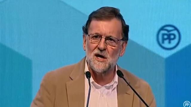 Rajoy: &quot;Si seguimos creando empleo, las pensiones subirán más y pronto&quot;