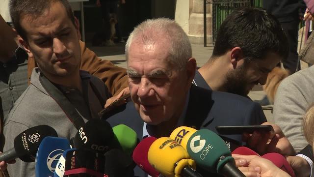 Maragall vota por la &quot;dignidad y el futuro colectivo&quot;