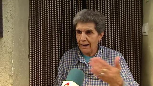 Juan Carlos Suárez-Quiñones atiende a los medios de comunicación en León