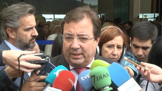 Vídeo: Los alumnos afectados protestaron ayer por la repetición de las pruebas