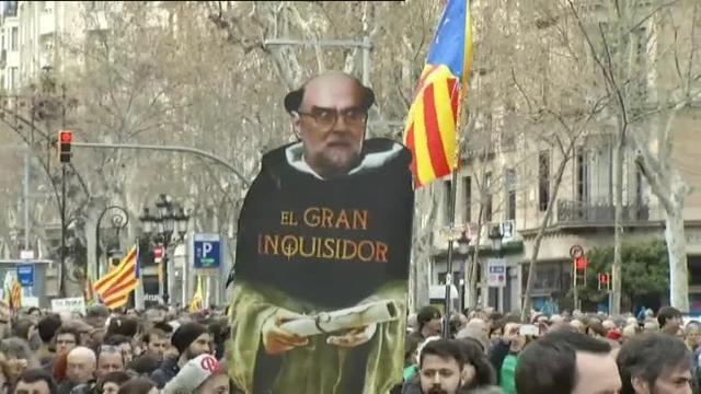 Movilizaciones masivas en Cataluña en protesta por el arresto de Puigdemont