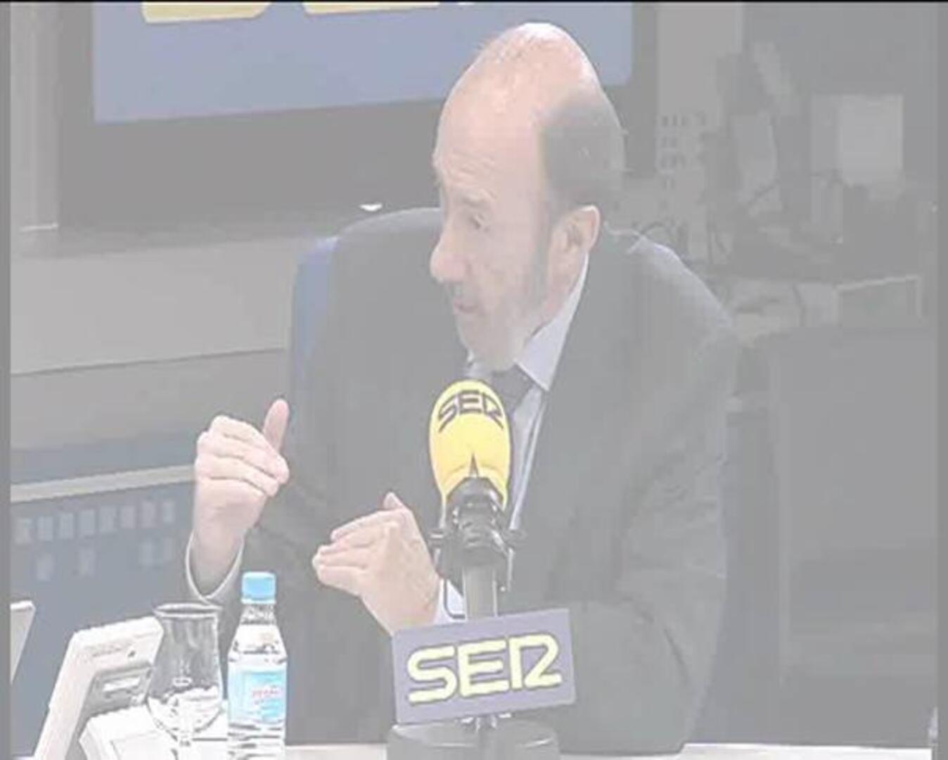 Rubalcaba propondrá impuestos a la banca y a los más ricos para recaudar 2.500 millones