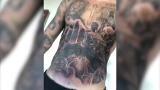 Justin Bieber luce cuerpo en las redes sociales con su nuevo tatuaje