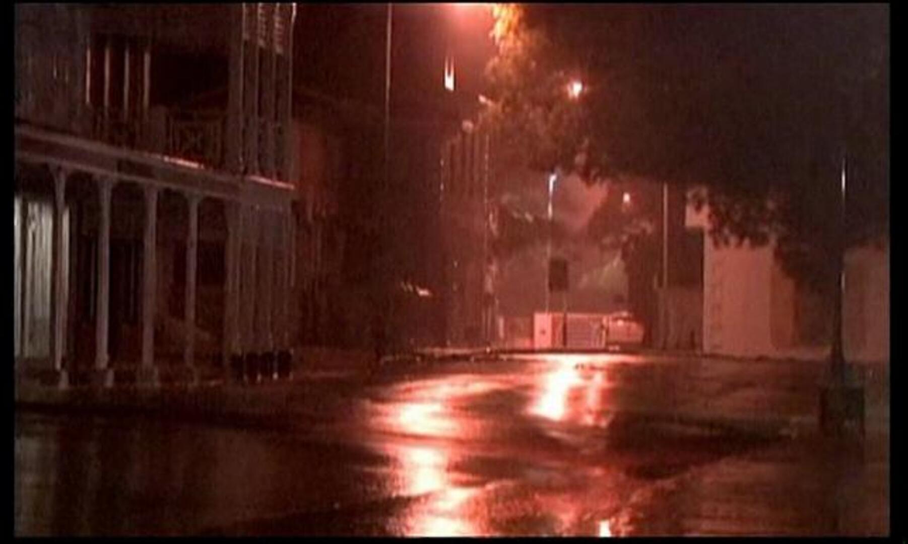 El huracán «Irene» deja una estela de destrucción a su paso por Bahamas