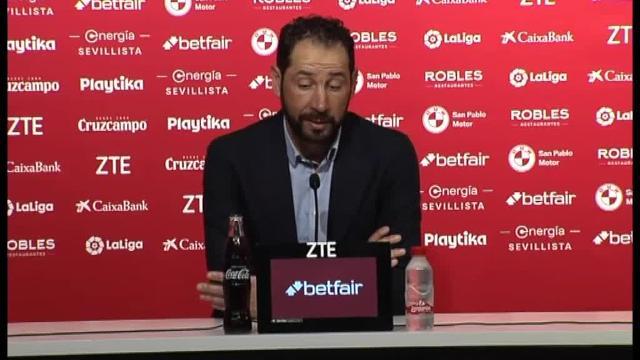 Pablo Machín: &quot;Le brindamos esta victoria a la afición, hacía mucho que no les dábamos una alegría&quot;