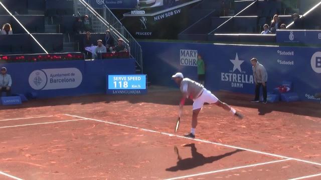 Ana Boyer publica su foto más tierna por el primer mes de vida de Miguel