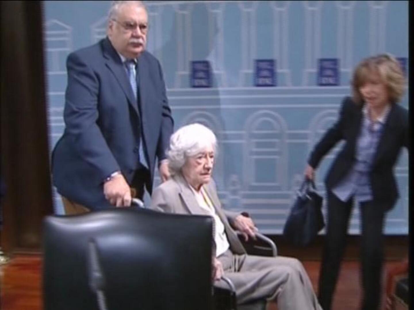 «El Premio Cervantes está retrasando gloriosamente mi nueva novela»