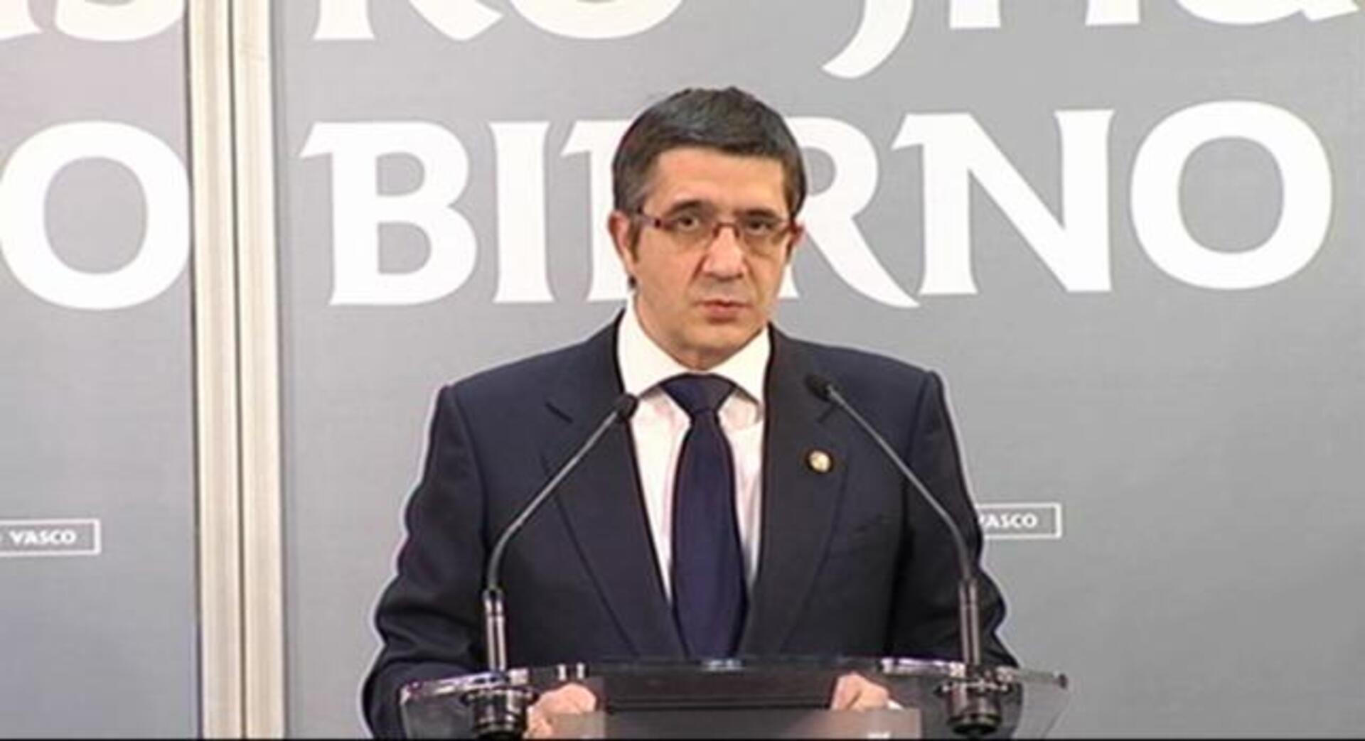 «Como lendakari no voy a permitir que ETA diga que va a tutelar nuestro futuro»