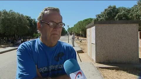 Entradas del chalé de la urbanización La Arboleda en la que se cometió el cuádruple crimen