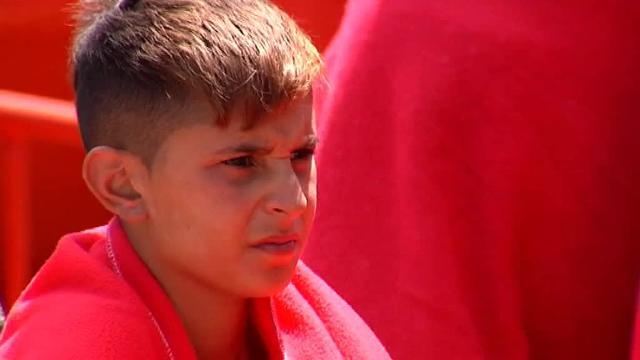 300 inmigrantes rescatados durante esta mañana en aguas del Estrecho