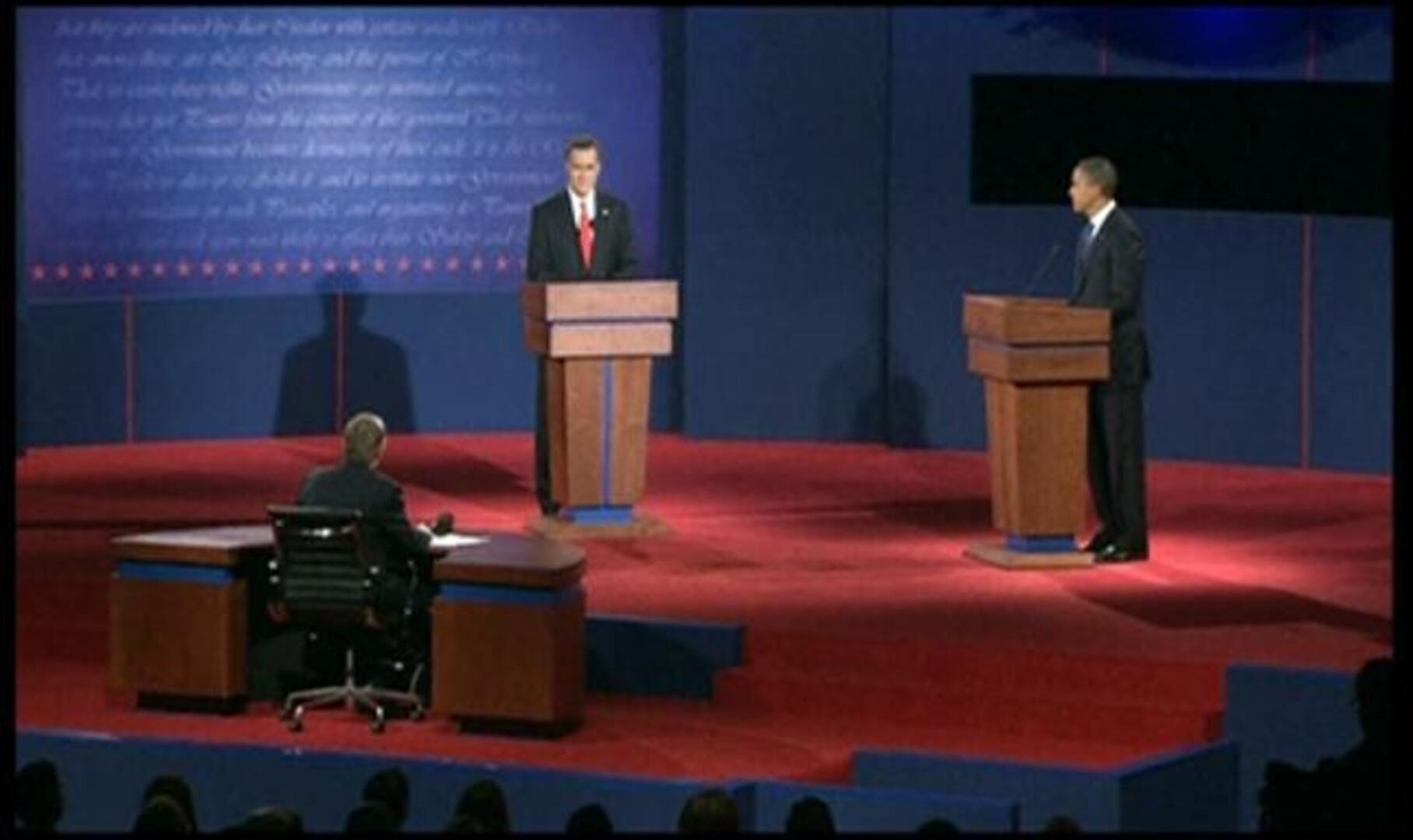 Romney se impone a un Obama a la defensiva