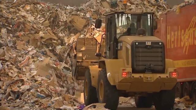 El paro baja en 26.887 personas en julio por la temporada turística