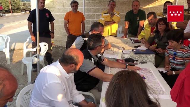 El puesto de mando se reúne tras declararse el nivel 2 del fuego